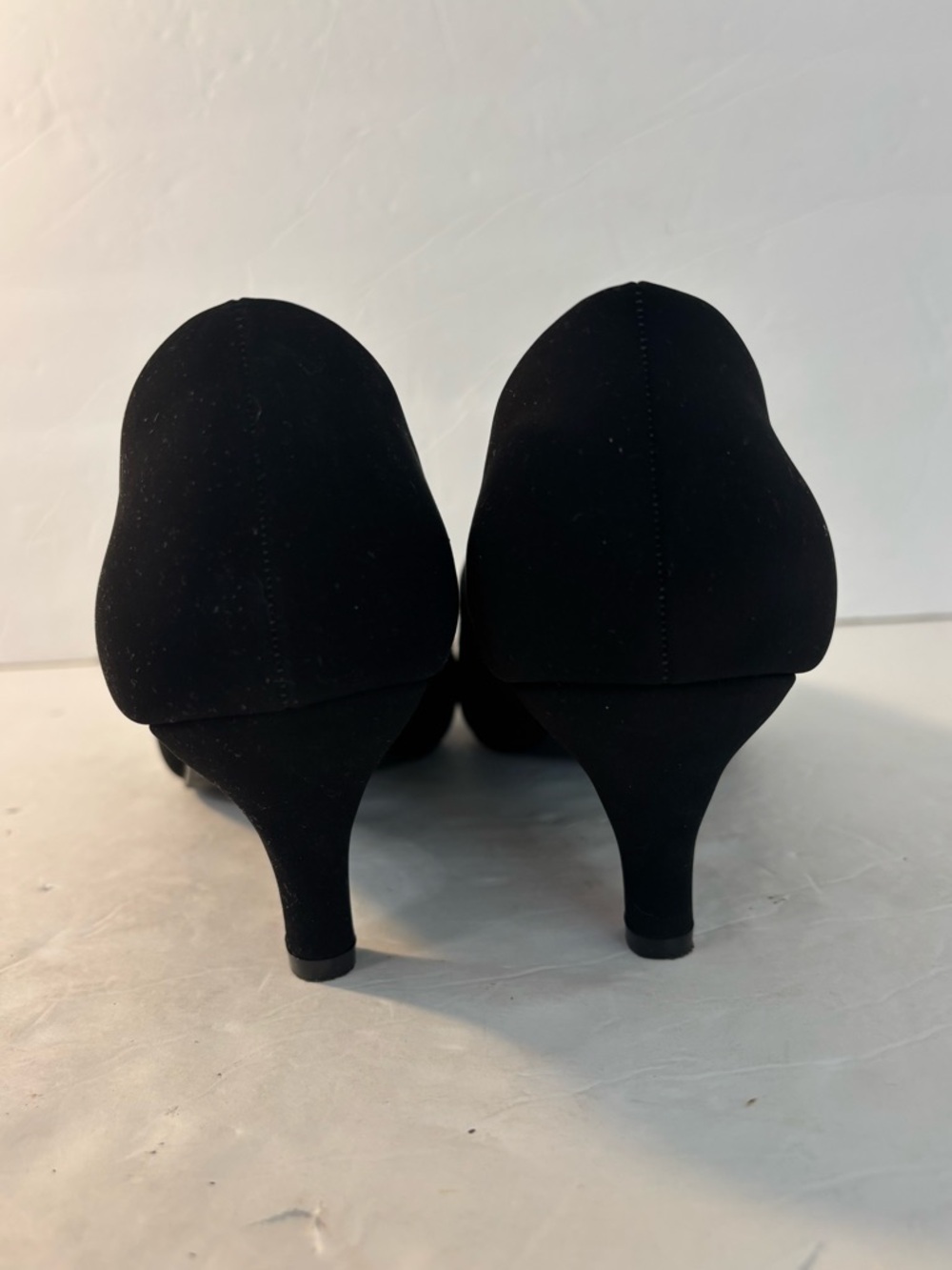 DREAM PAIRS Luvly Black Faux Suede pumps Size 9W - Picture 5 of 7